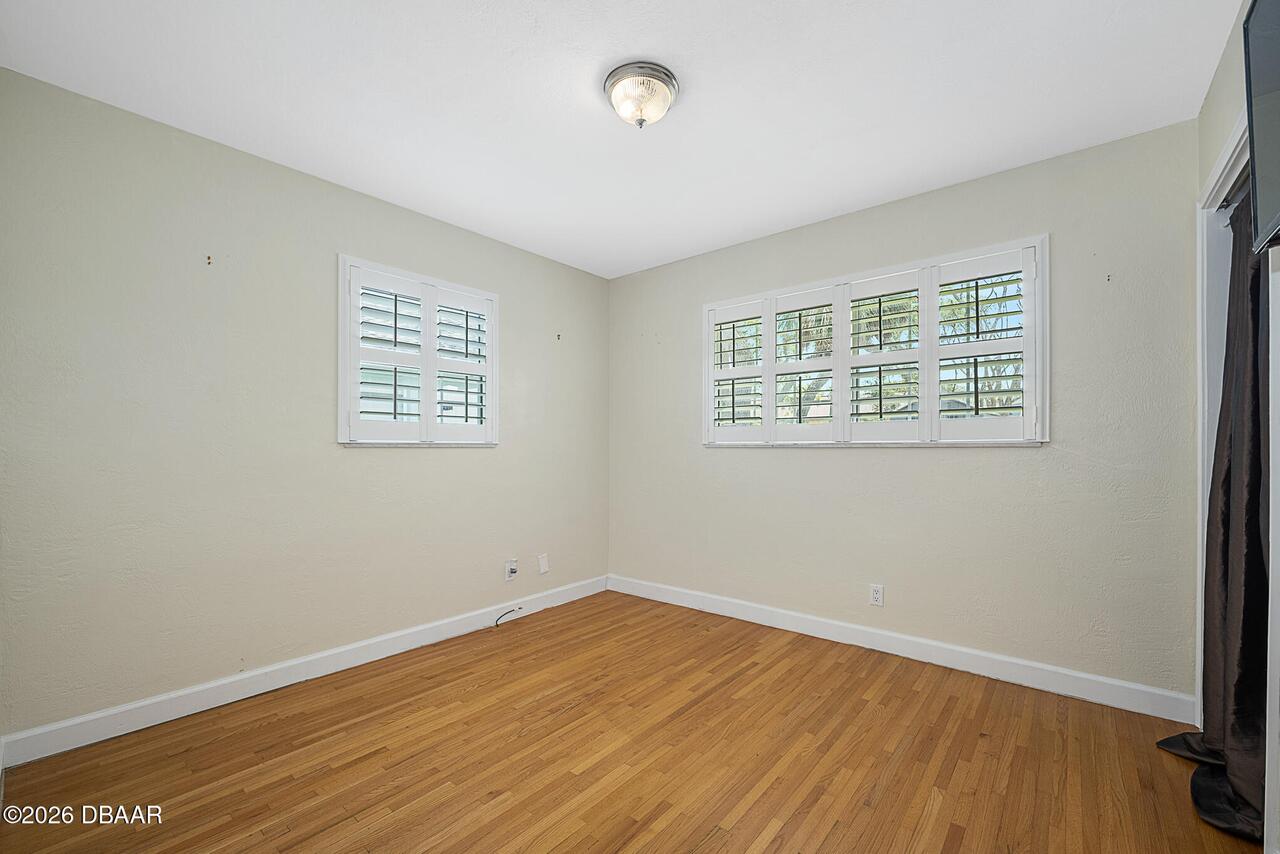 Listing Photo 16