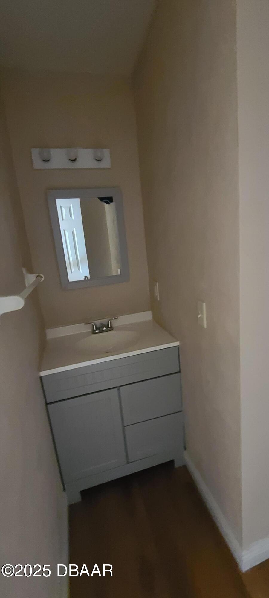 Listing Photo 6