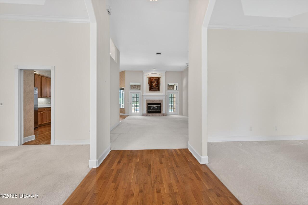 Listing Photo 11
