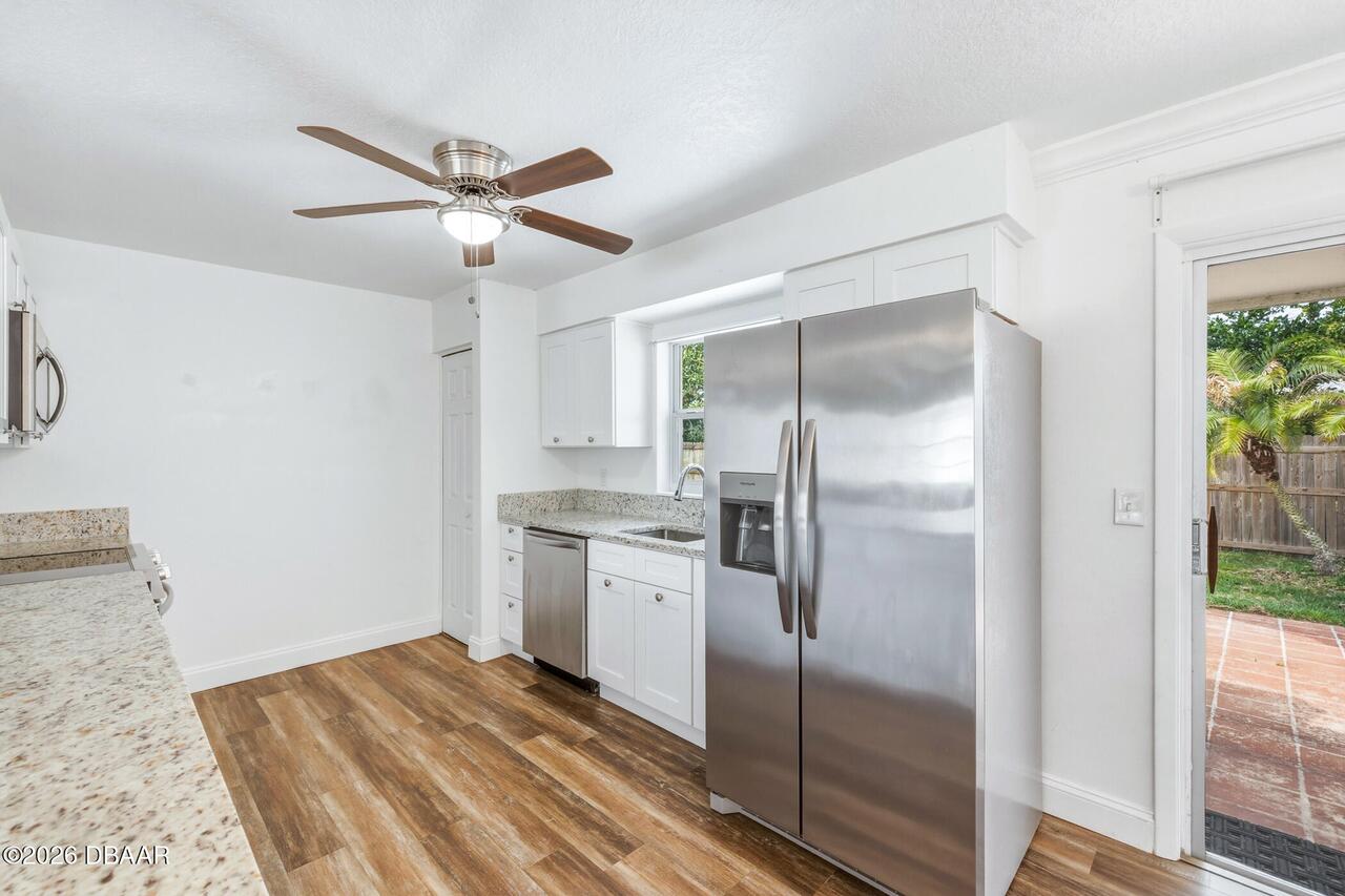 Listing Photo 9