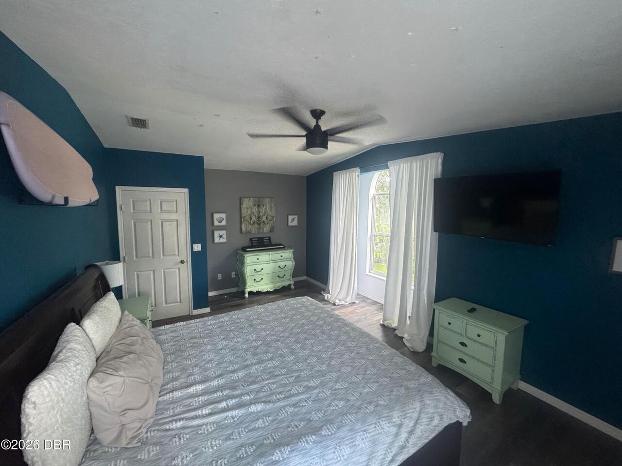 Listing Photo 20