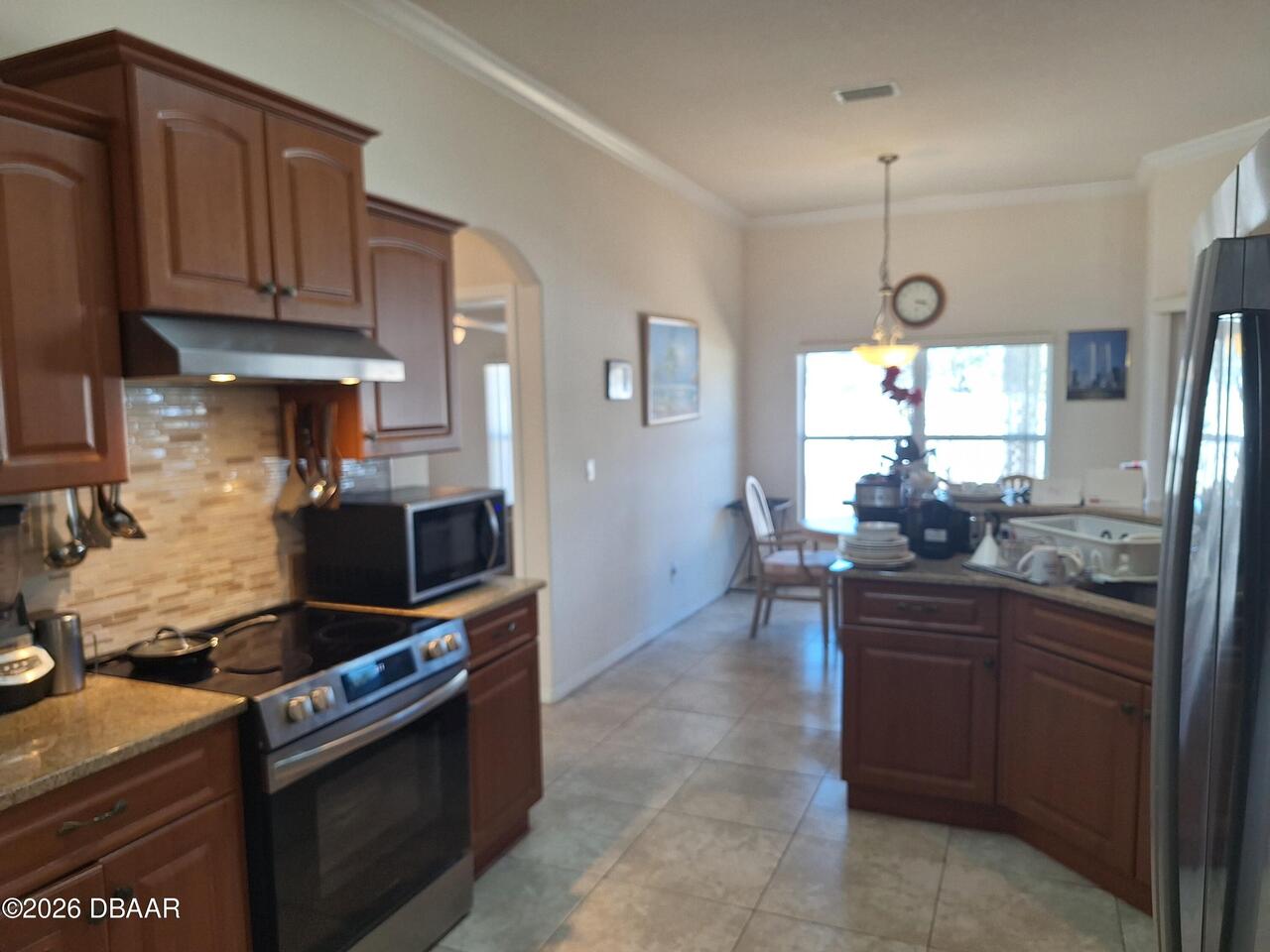 Listing Photo 7