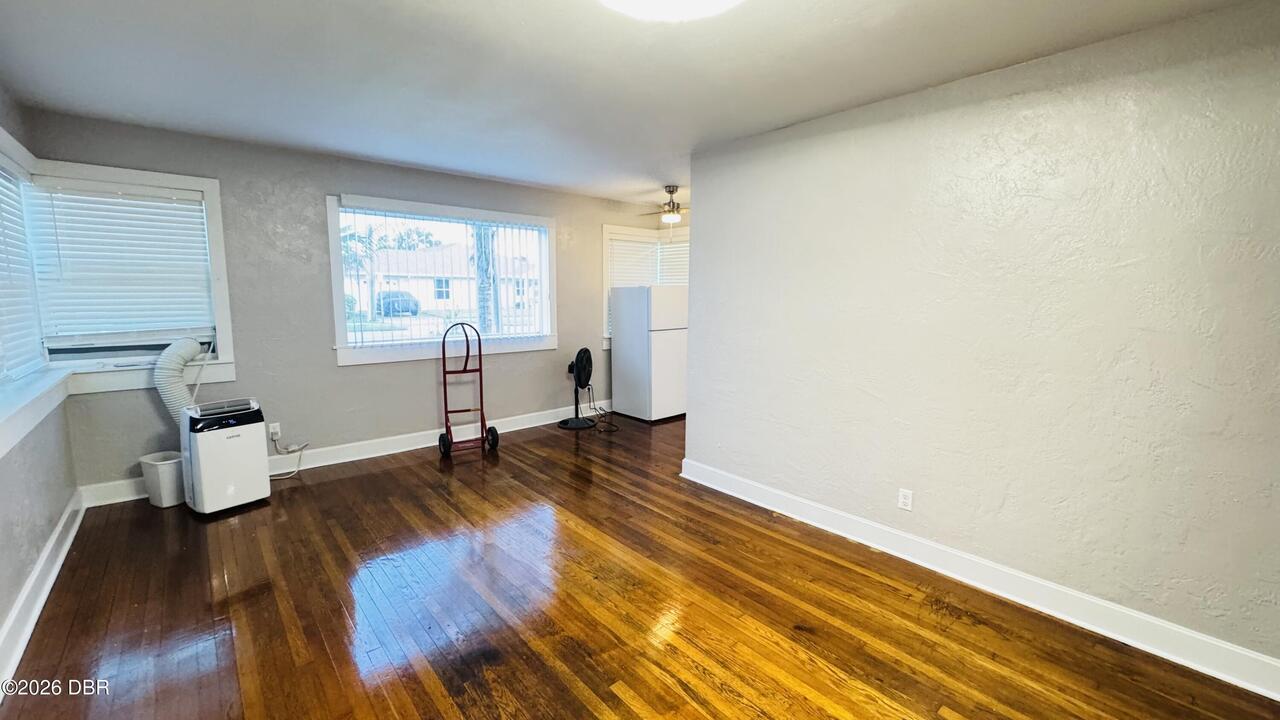 Listing Photo 18
