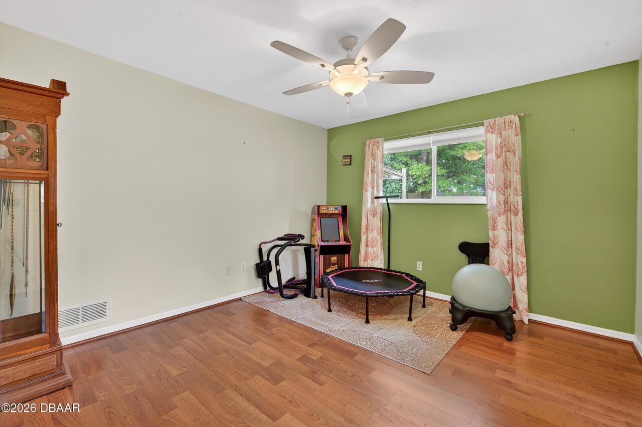 Listing Photo 21