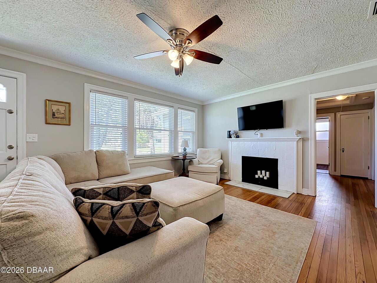 Listing Photo 8
