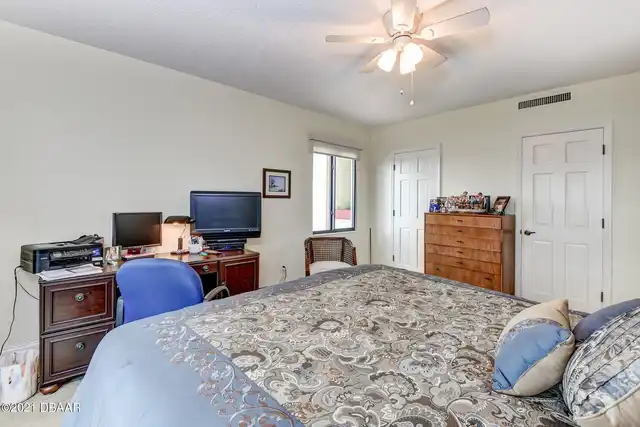Listing Photo 33