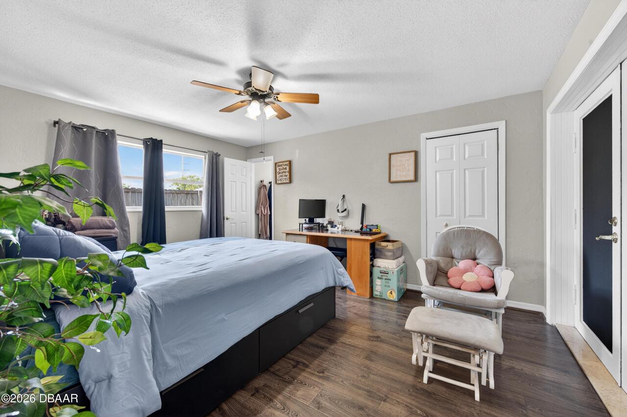 Listing Photo 8