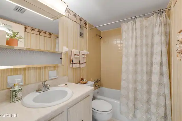 Listing Photo 32