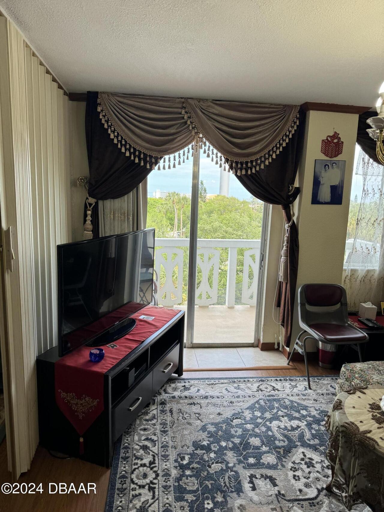 Listing Photo 16