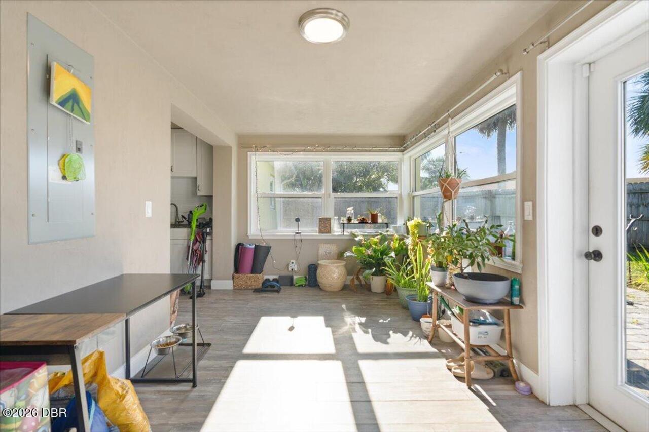 Listing Photo 16