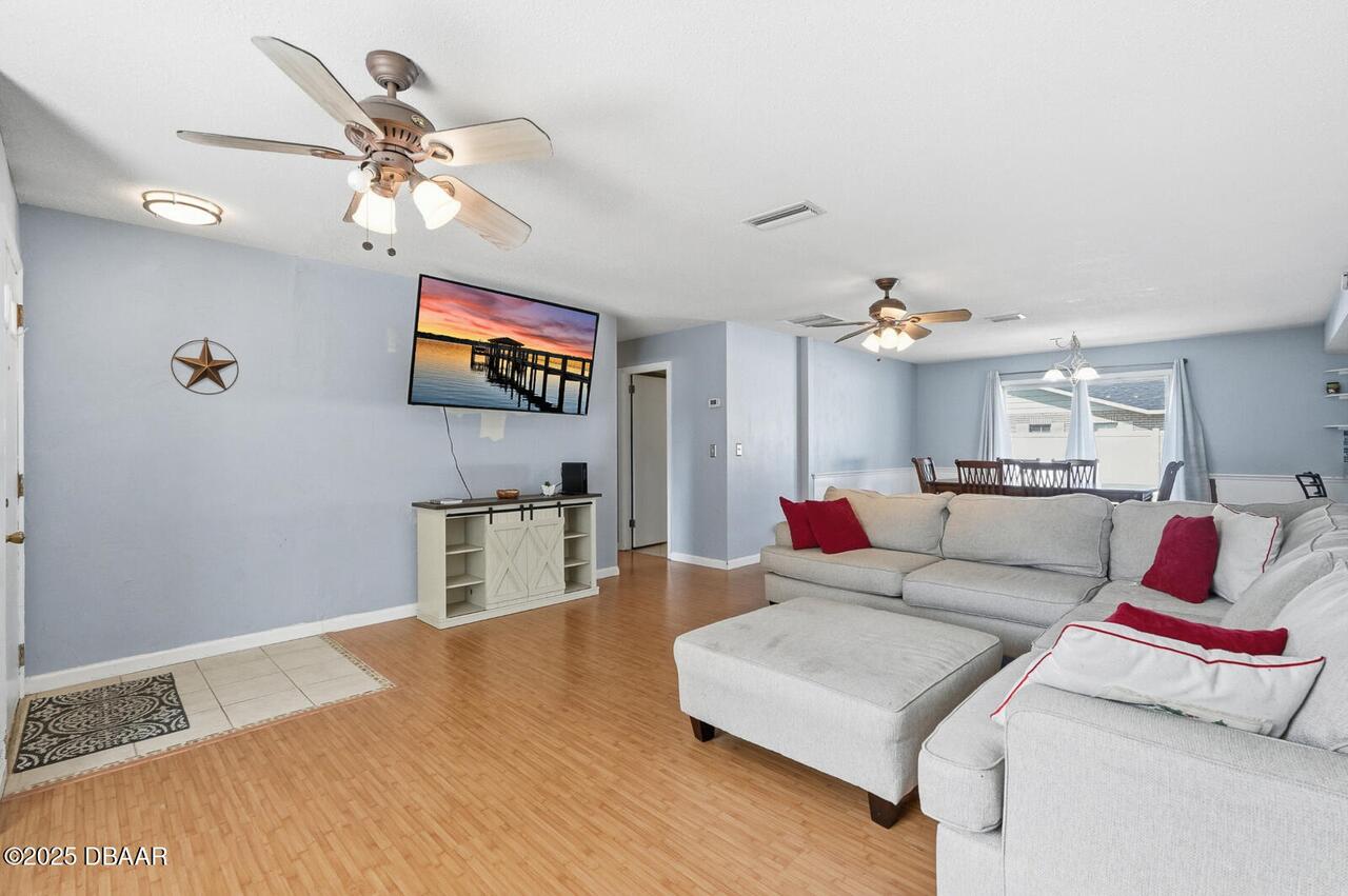 Listing Photo 7
