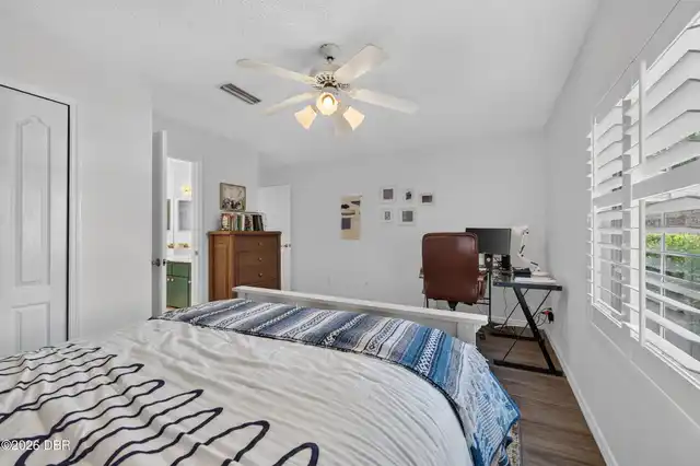 Listing Photo 24