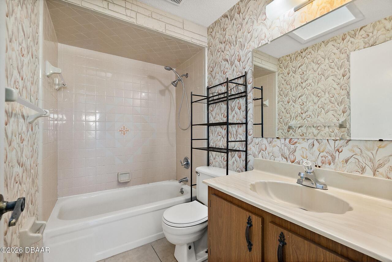 Listing Photo 15