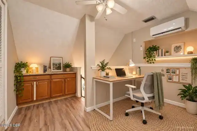 Listing Photo 32
