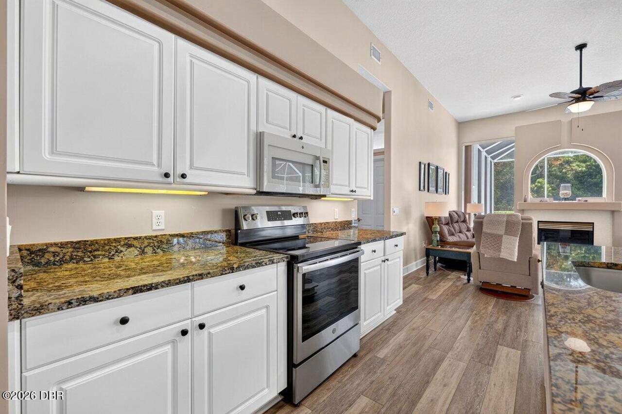Listing Photo 9