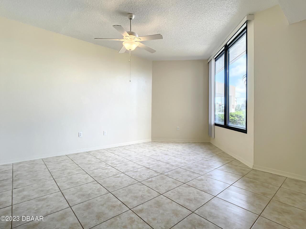 Listing Photo 24