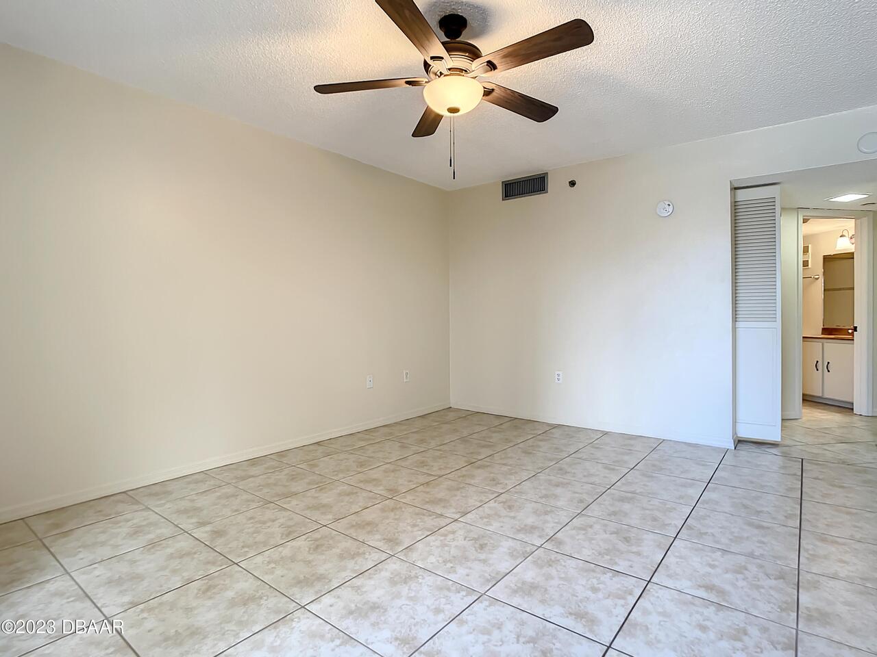 Listing Photo 34