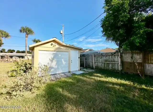 Listing Photo 14