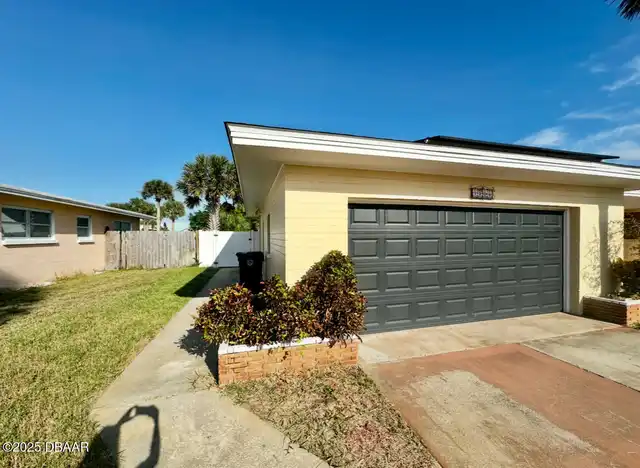 Listing Photo 17