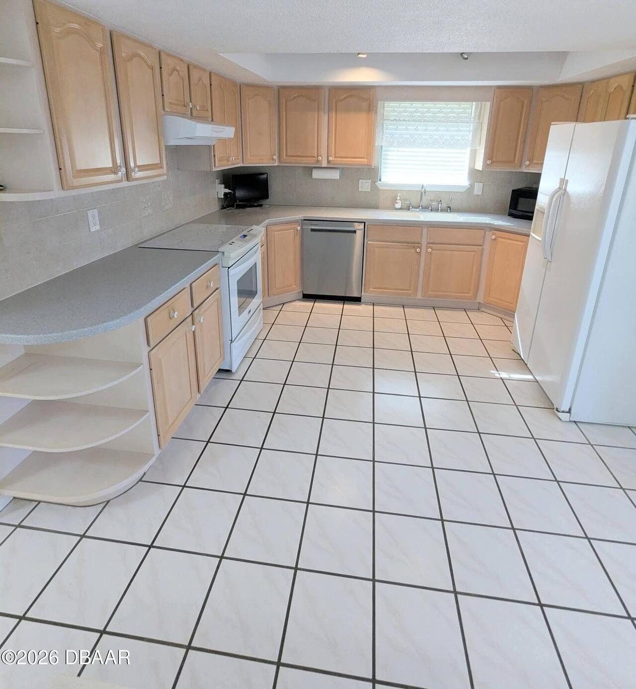 Listing Photo 18