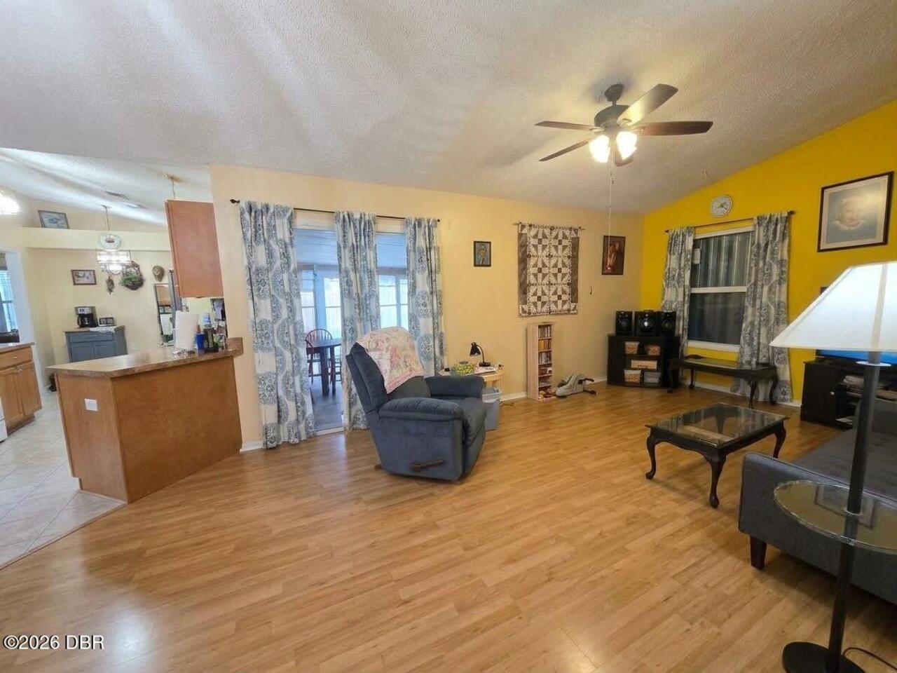 Listing Photo 6