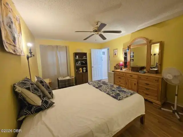 Listing Photo 8
