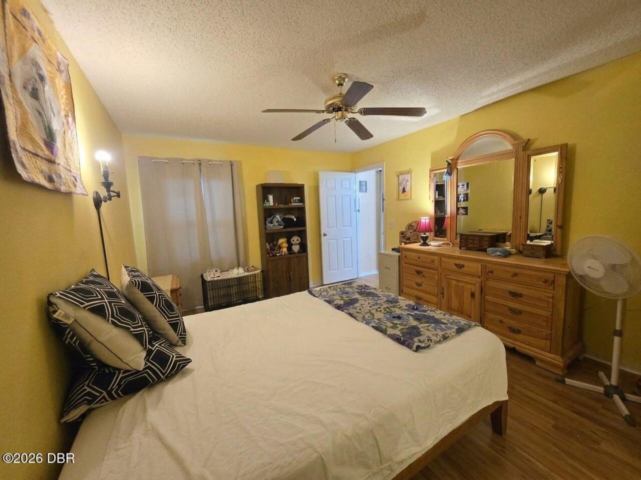 Listing Photo 8