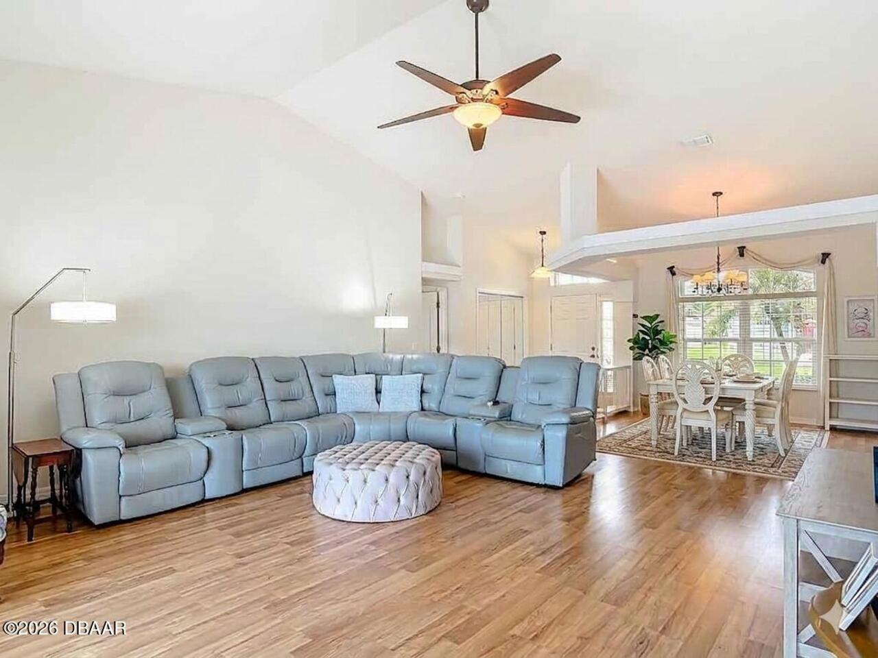 Listing Photo 8