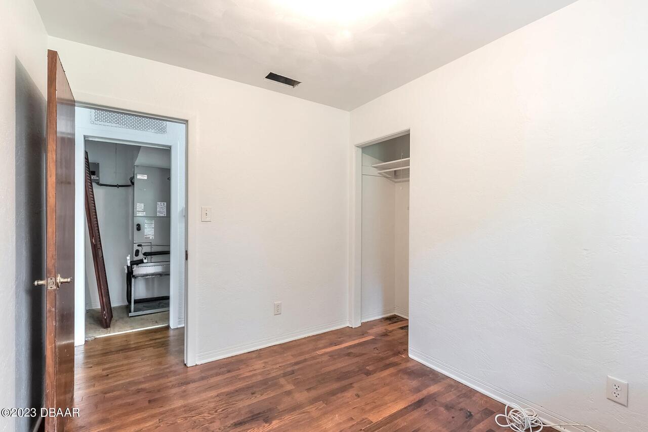 Listing Photo 15