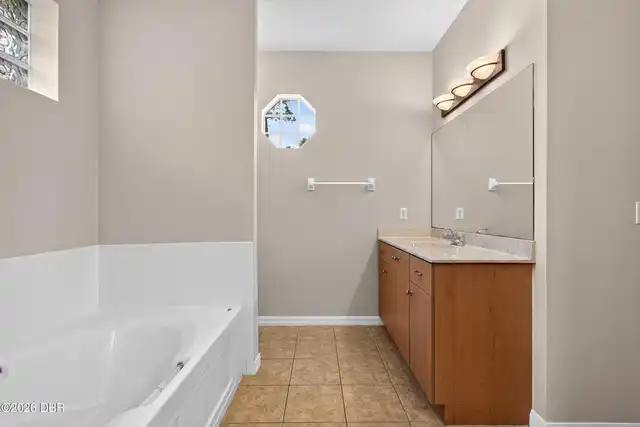 Listing Photo 26