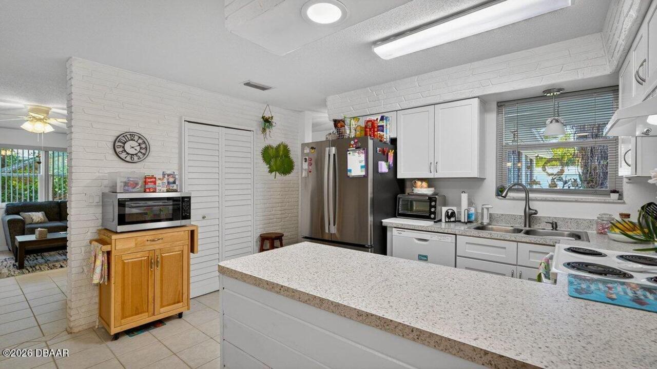 Listing Photo 15