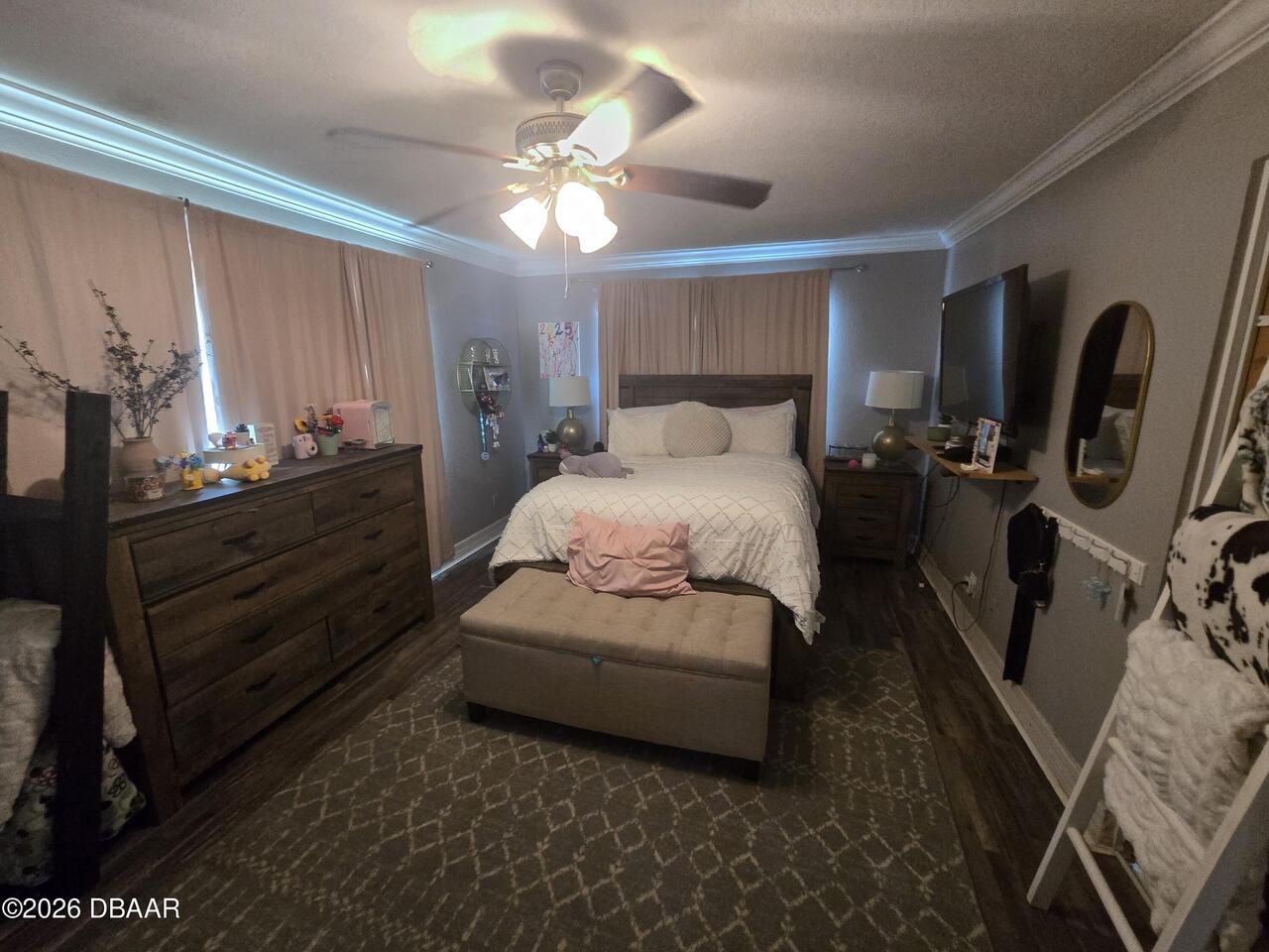 Listing Photo 9