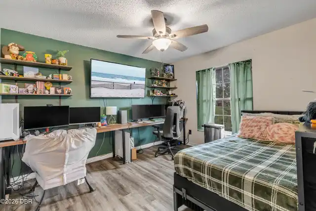 Listing Photo 19