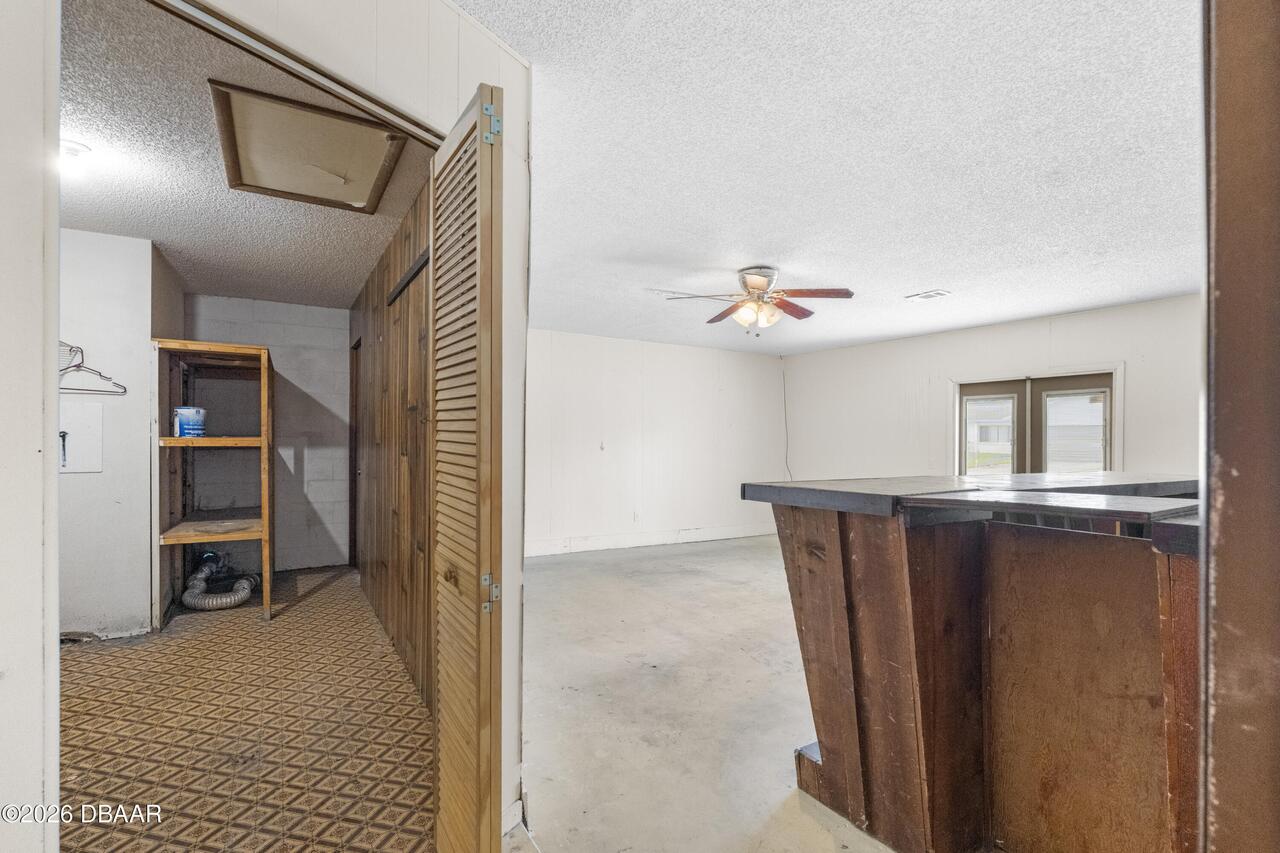 Listing Photo 12