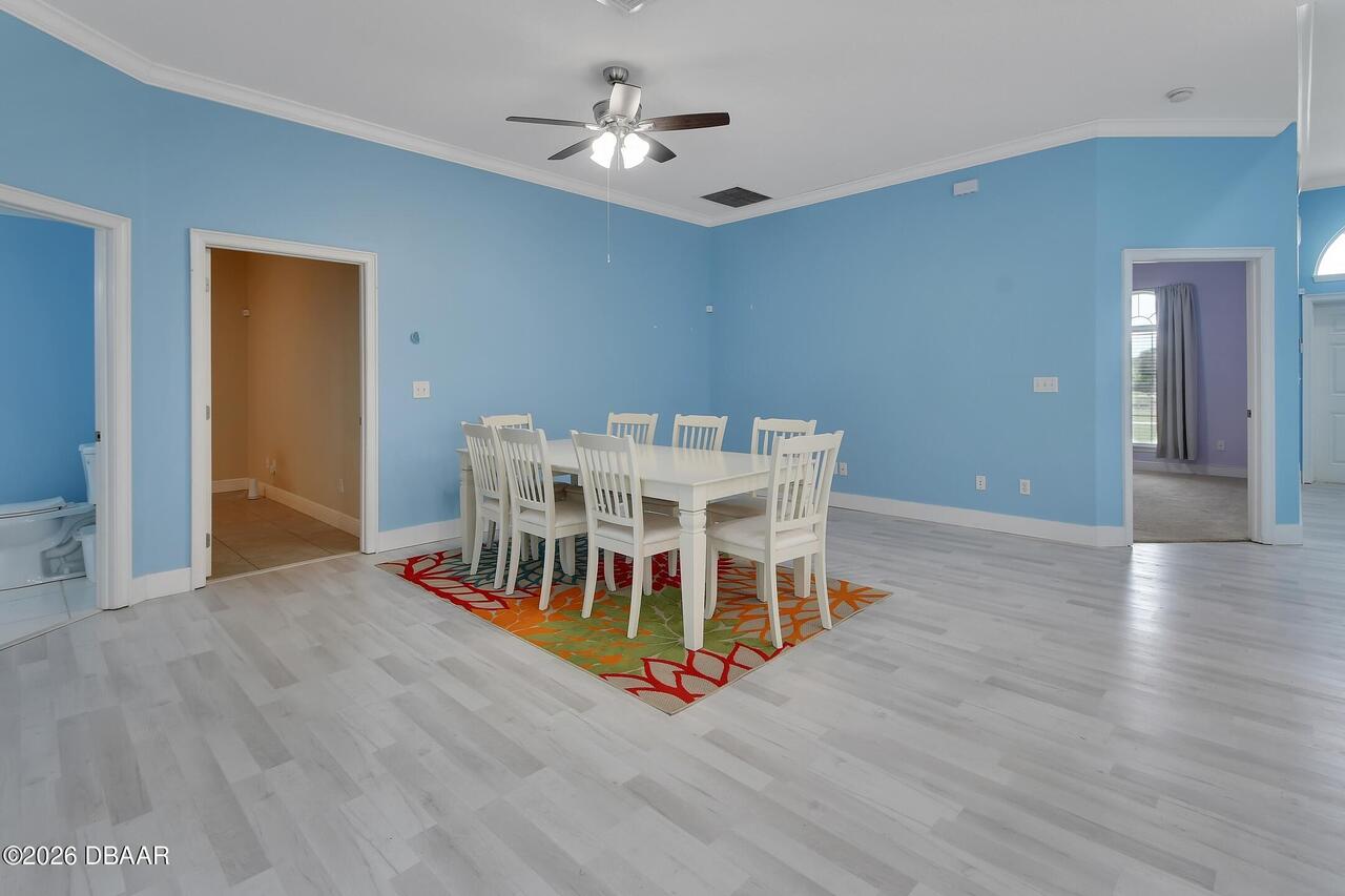 Listing Photo 10