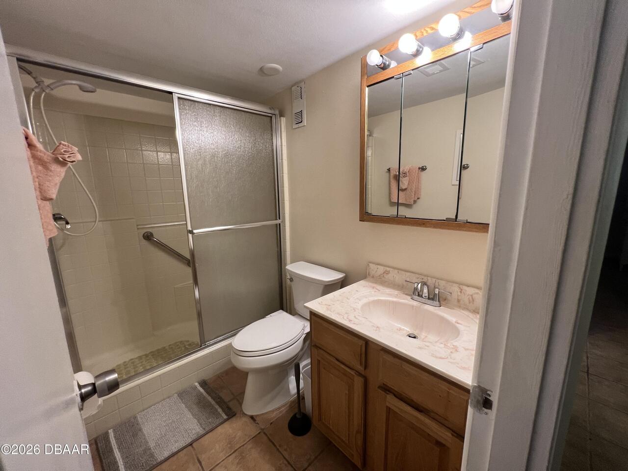 Listing Photo 12
