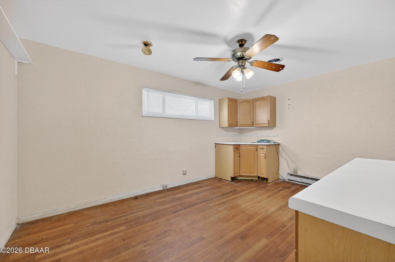 Listing Photo 12