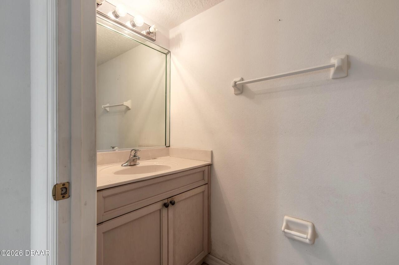 Listing Photo 24