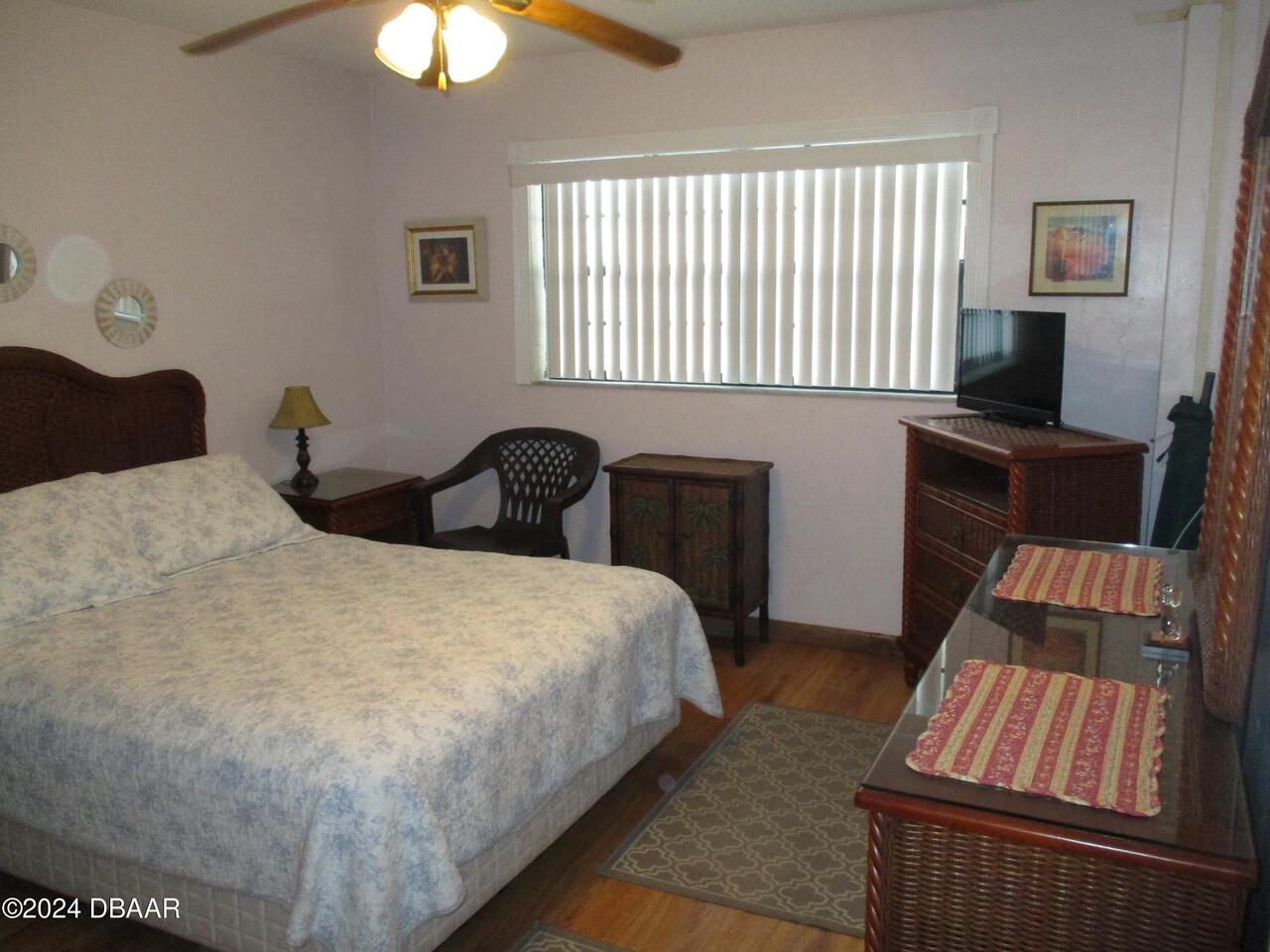 Listing Photo 7