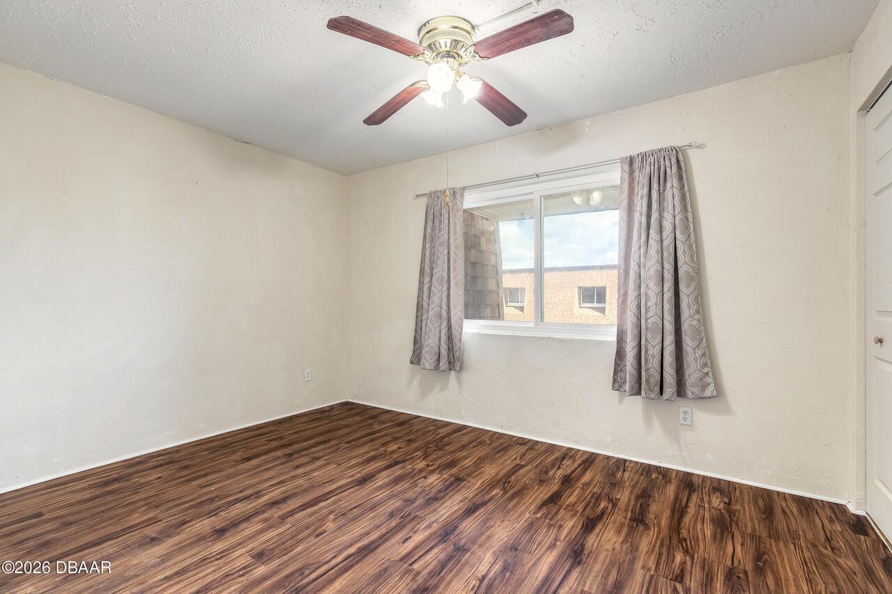 Listing Photo 22