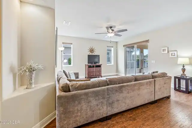 Listing Photo 19