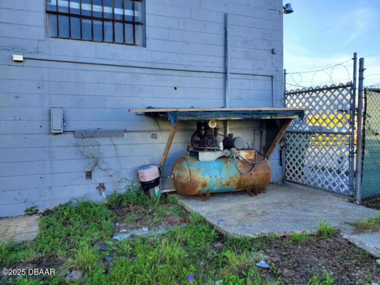 Listing Photo 8