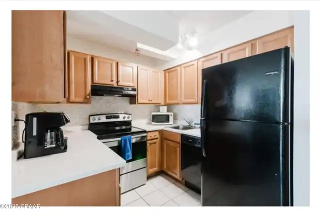 Listing Photo 16