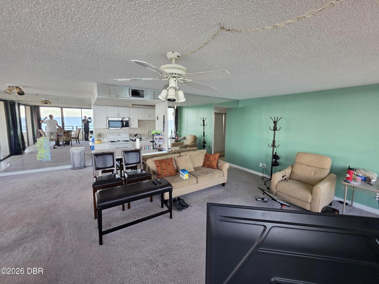 Listing Photo 11