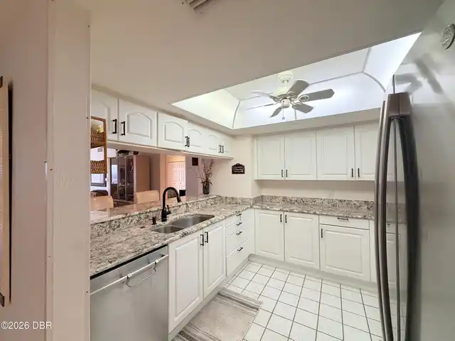 Listing Photo 7