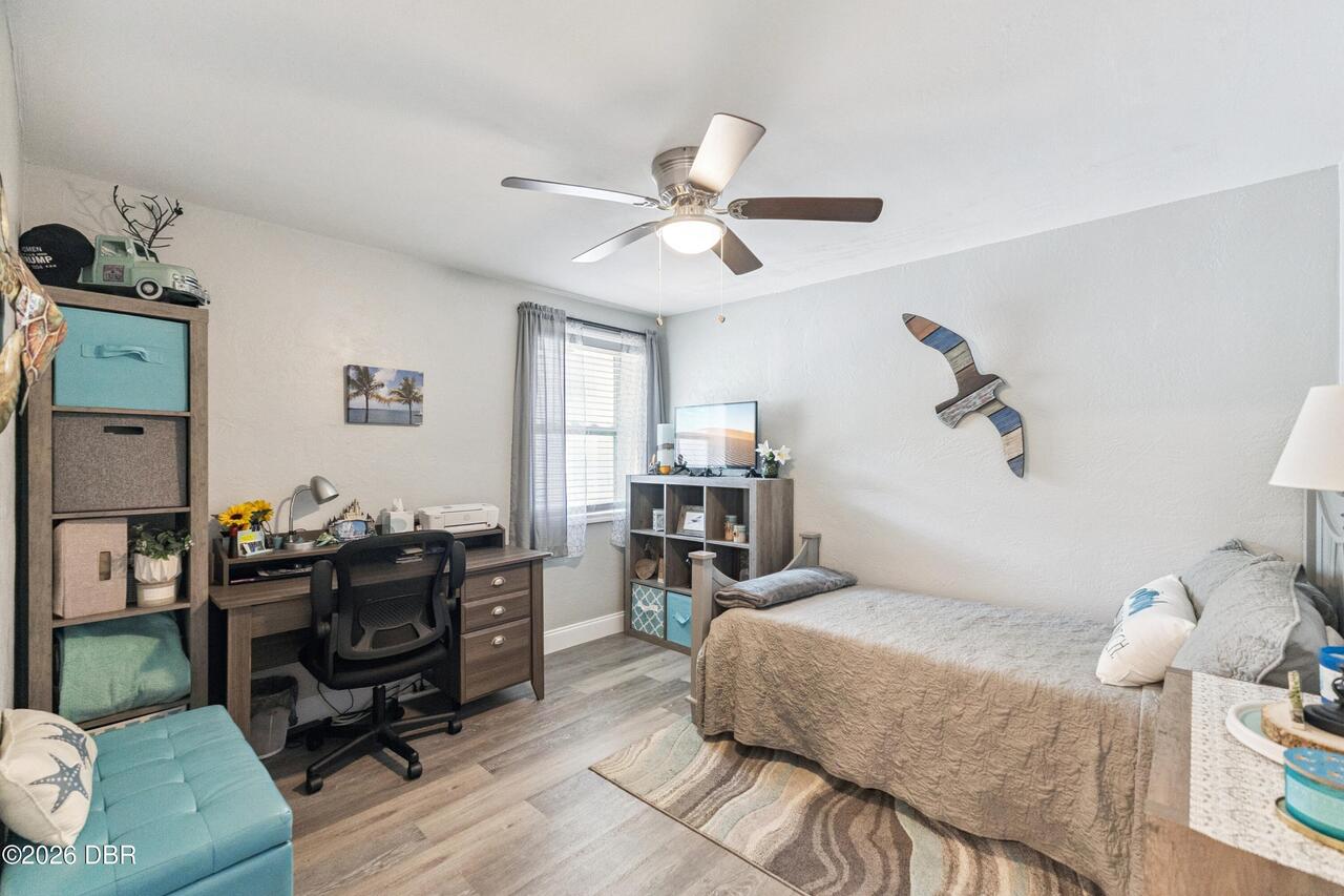 Listing Photo 15