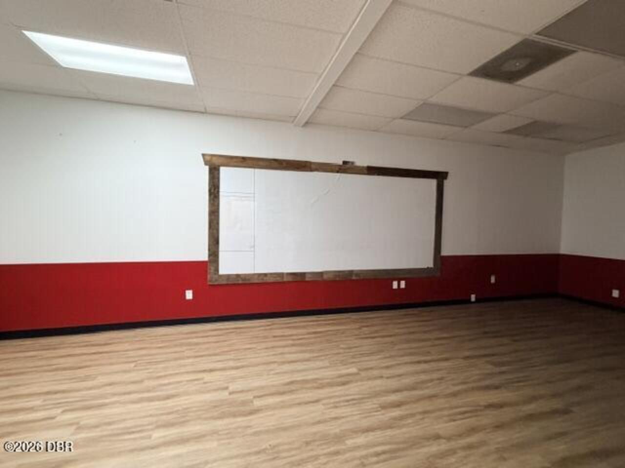 Listing Photo 6