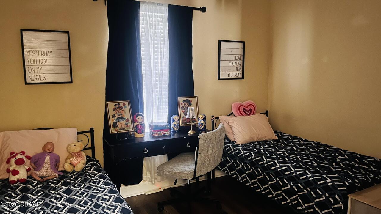 Listing Photo 10