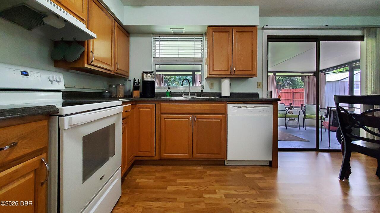 Listing Photo 23