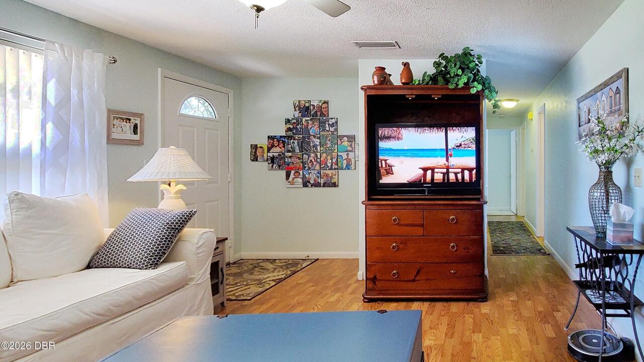 Listing Photo 16